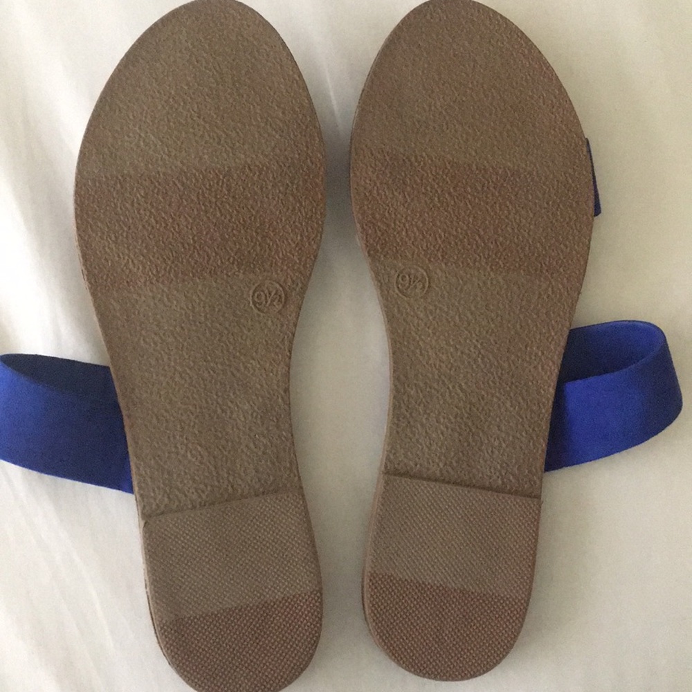 Sandals - Picture 3 of 3